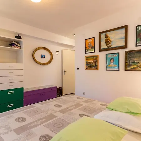 Maris Appartement Sveti Filip i Jakov