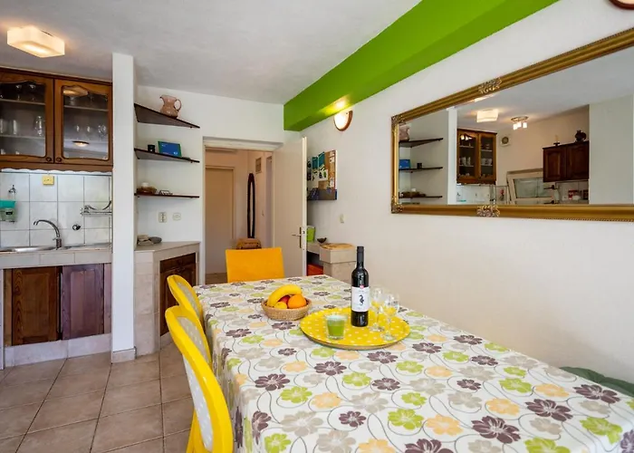 Apartment Maris *