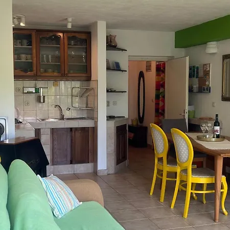 Apartman Maris *