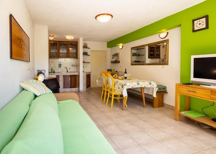 Appartement Maris Sveti Filip i Jakov